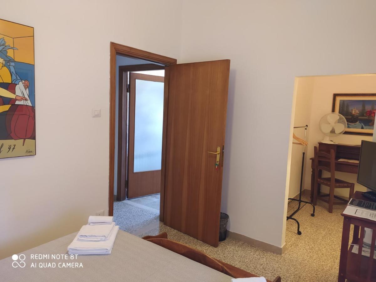 Bab San Feliciano Affittacamere Foligno Esterno foto